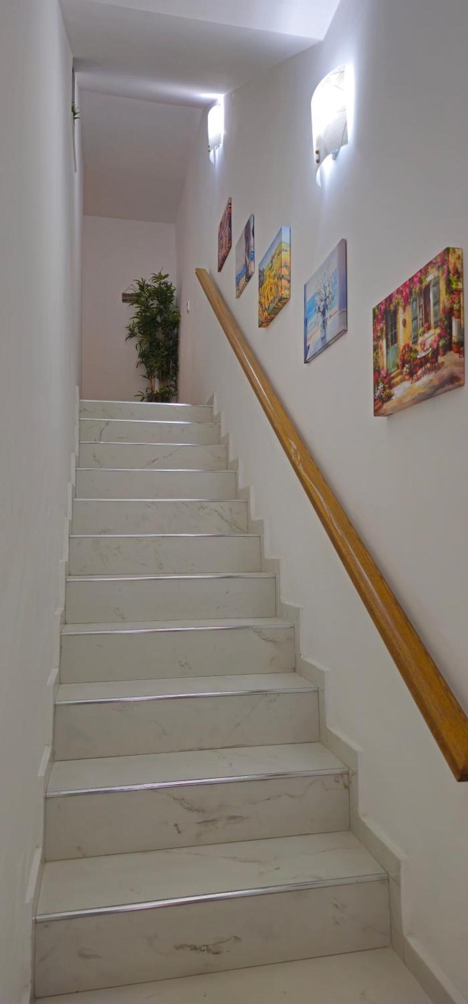 3 Floors Villa On Promenade 4 Bedrooms 3 Bathrooms Sliema Exteriör bild