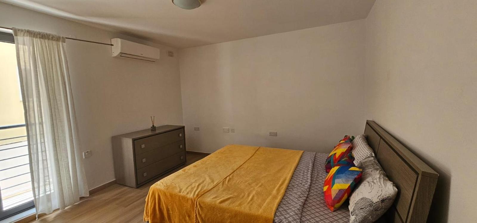 3 Floors Villa On Promenade 4 Bedrooms 3 Bathrooms Sliema Exteriör bild